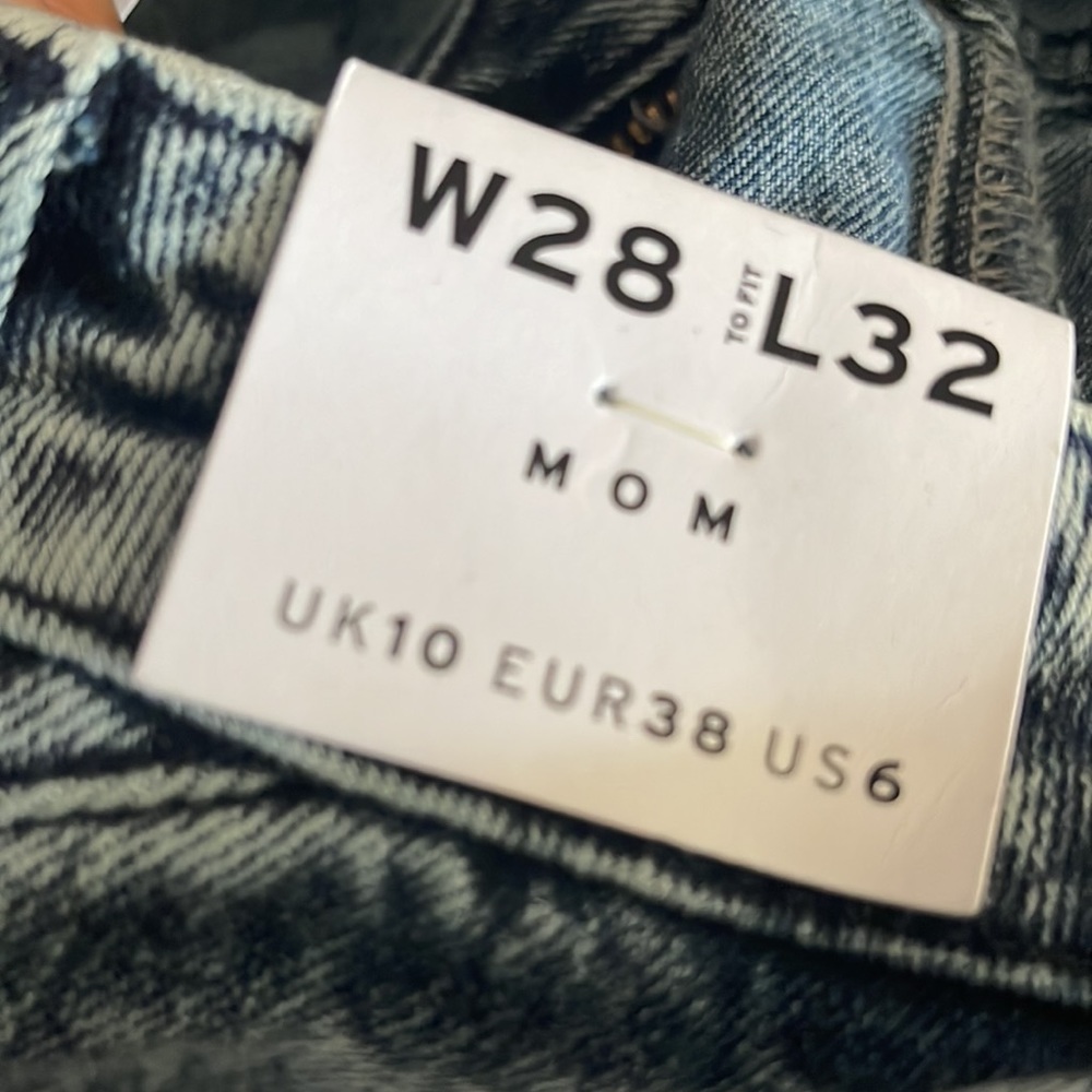 Top Shop High Waisted Mom Jeans - Picture 5 of 5